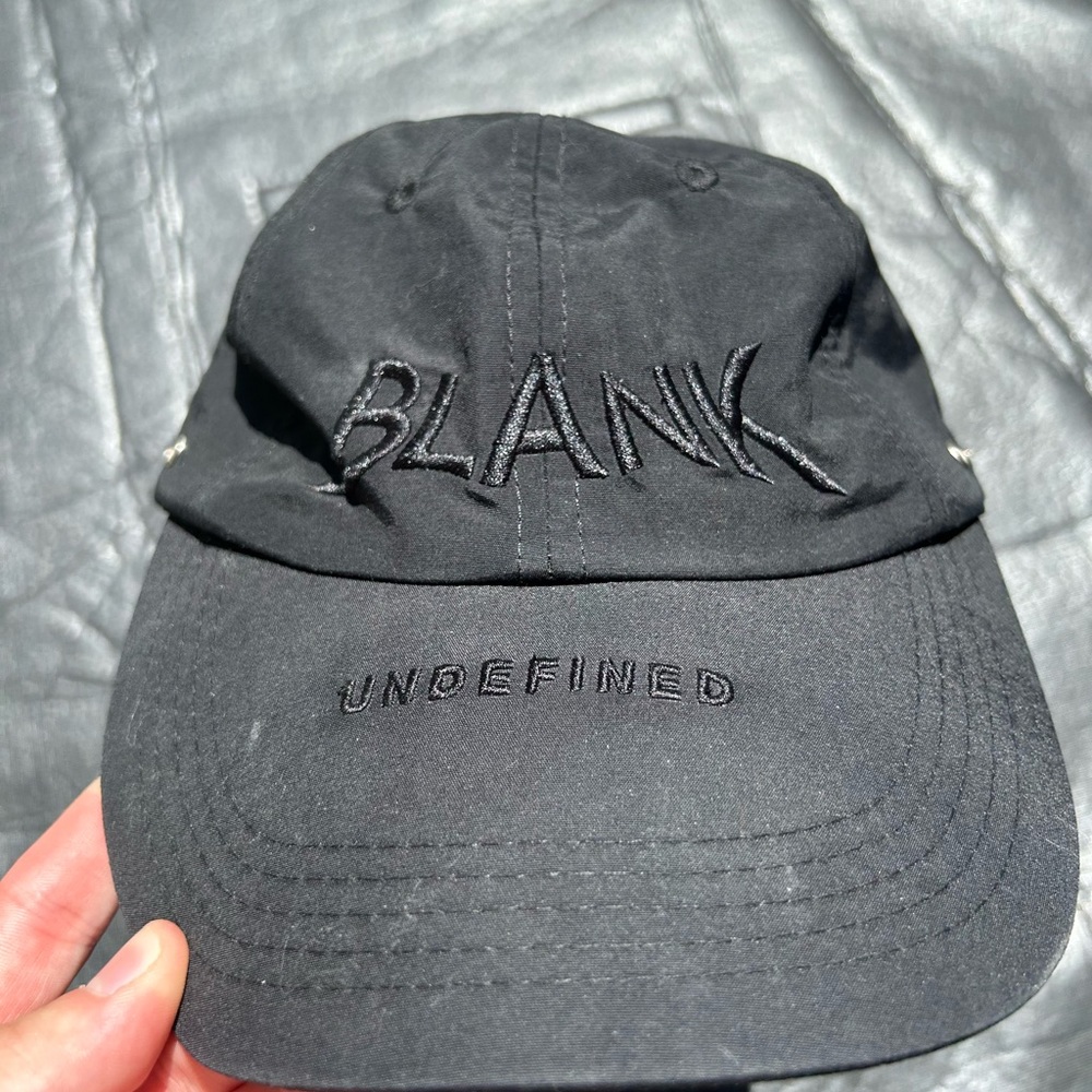 Far Archive Hat